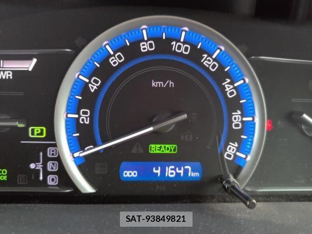 Toyota NOAH HYBRID 2015-04 2003114-28