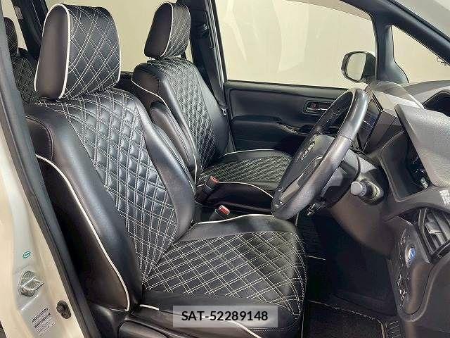 Toyota NOAH HYBRID 2018-01 2083762-10