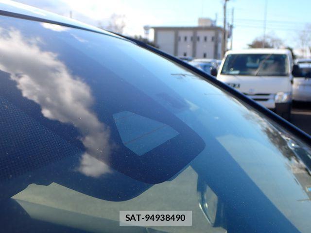 Toyota NOAH HYBRID 2024-02 2083739-11