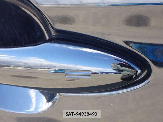 Toyota NOAH HYBRID 2024-02 2083739-12