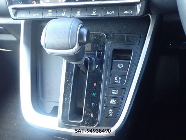 Toyota NOAH HYBRID 2024-02 2083739-16