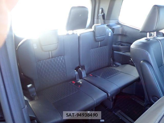 Toyota NOAH HYBRID 2024-02 2083739-23