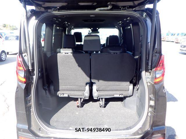 Toyota NOAH HYBRID 2024-02 2083739-24