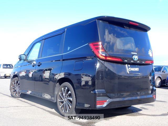 Toyota NOAH HYBRID 2024-02 2083739-2