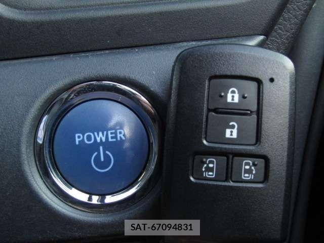Toyota NOAH HYBRID 2015-06 2100328-13