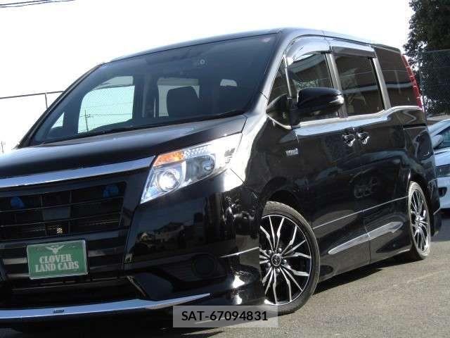 Toyota NOAH HYBRID 2015-06 2100328-14