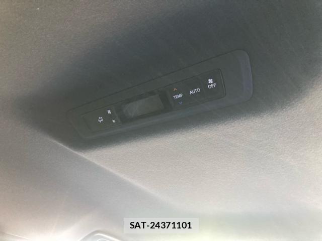 Toyota NOAH HYBRID 2021-06 2212833-14
