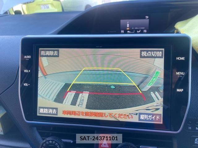 Toyota NOAH HYBRID 2021-06 2212833-21