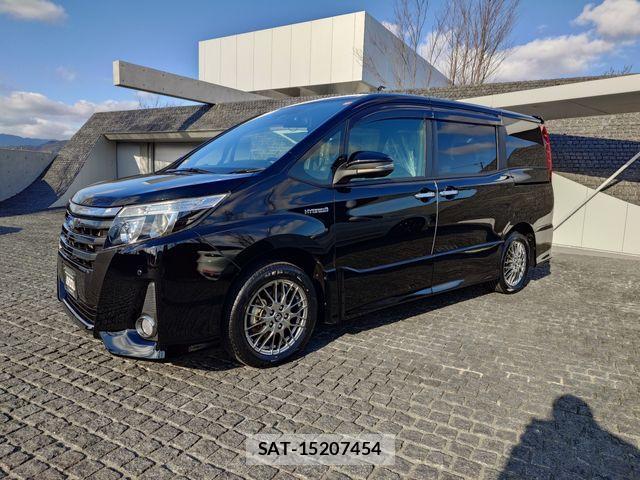 Toyota NOAH HYBRID 2016-09 2672325-1