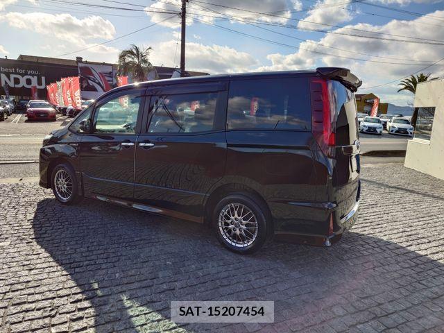 Toyota NOAH HYBRID 2016-09 2672325-3