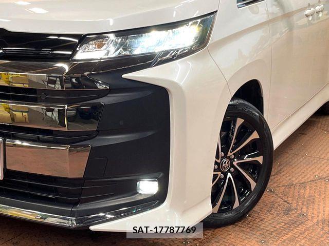 Toyota NOAH HYBRID 2023-04 2729533-11
