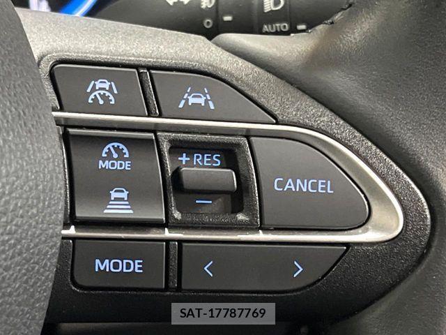 Toyota NOAH HYBRID 2023-04 2729533-5