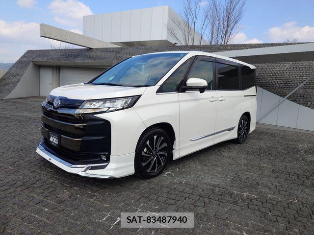 Toyota NOAH HYBRID 2024-05 3067101-1
