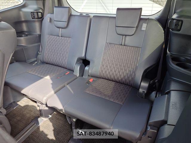 Toyota NOAH HYBRID 2024-05 3067101-27