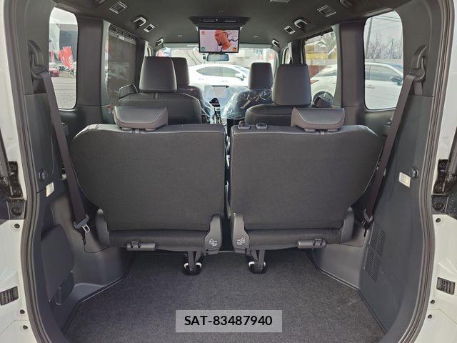 Toyota NOAH HYBRID 2024-05 3067101-28