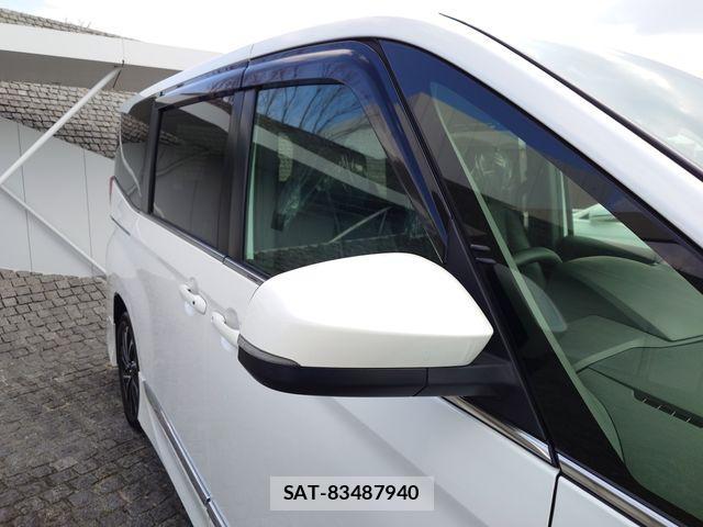 Toyota NOAH HYBRID 2024-05 3067101-4