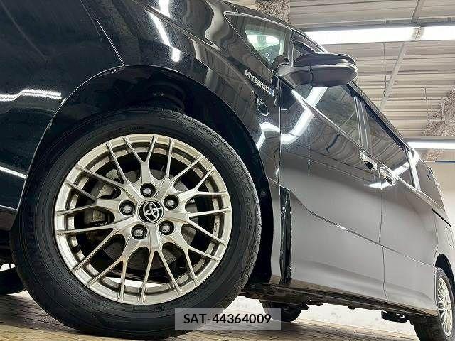 Toyota NOAH HYBRID 2020-02 3067118-11