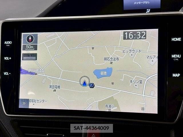 Toyota NOAH HYBRID 2020-02 3067118-2