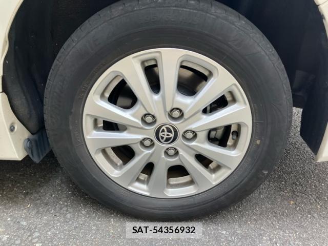 Toyota NOAH HYBRID 2019-03 3414755-9