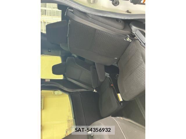 Toyota NOAH HYBRID 2019-03 3414755-14