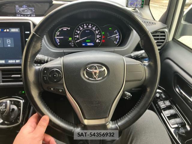 Toyota NOAH HYBRID 2019-03 3414755-19