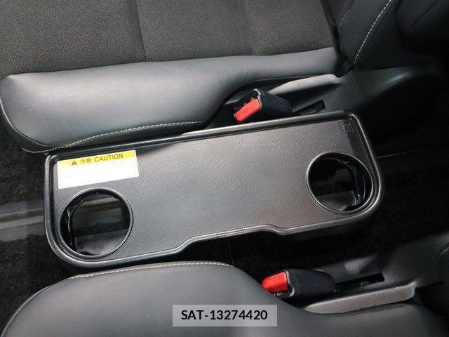 Toyota NOAH HYBRID 2020-02 3414754-10