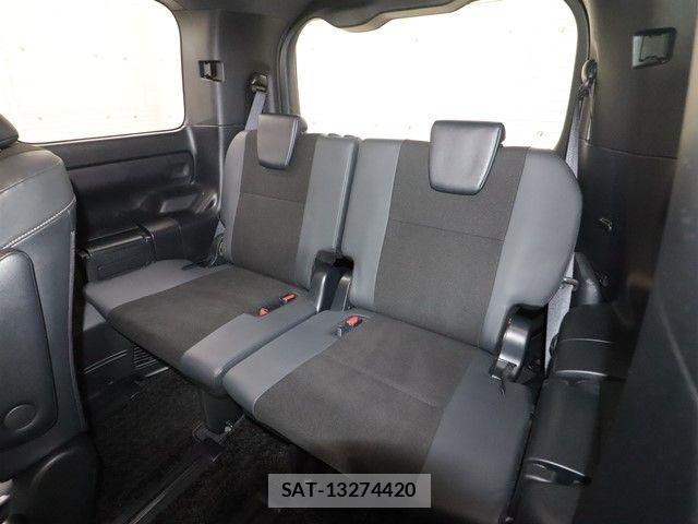Toyota NOAH HYBRID 2020-02 3414754-11