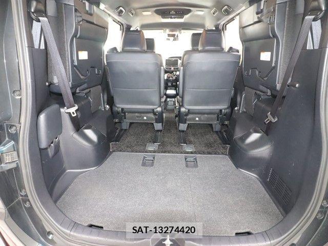 Toyota NOAH HYBRID 2020-02 3414754-13