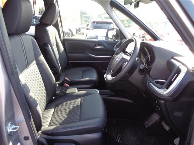 Toyota NOAH HYBRID 2023-01 3678285-17