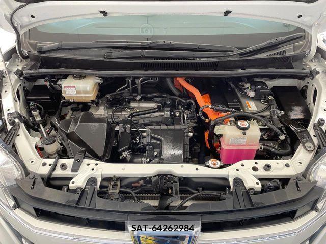 Toyota NOAH HYBRID 2019-03 3716288-15
