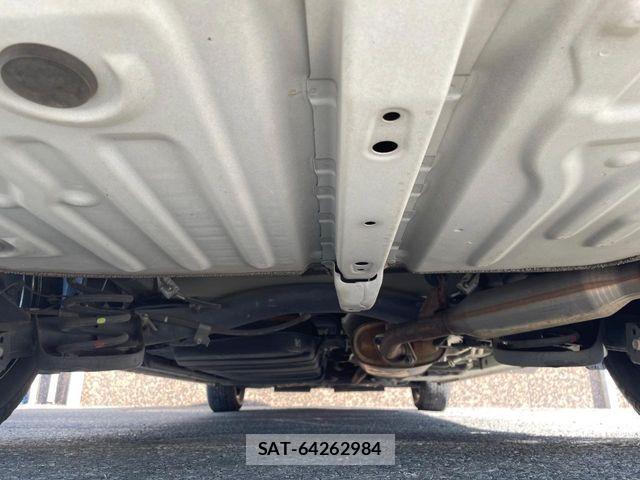 Toyota NOAH HYBRID 2019-03 3716288-16