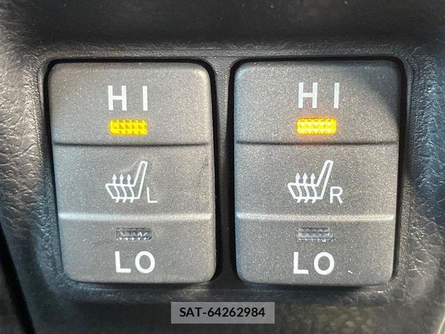 Toyota NOAH HYBRID 2019-03 3716288-6