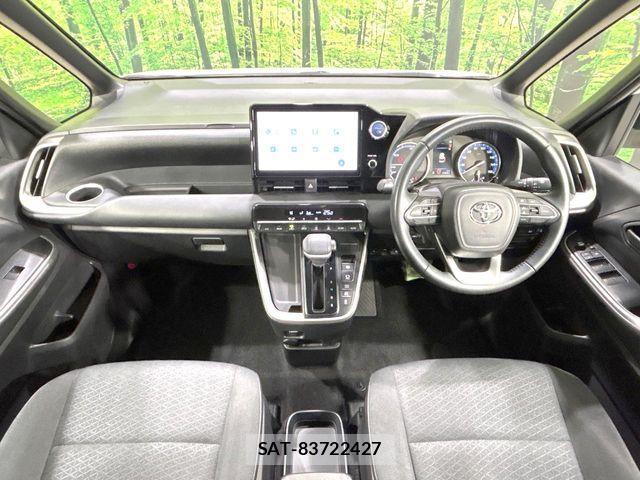 Toyota NOAH HYBRID 2022-06 3773168-1