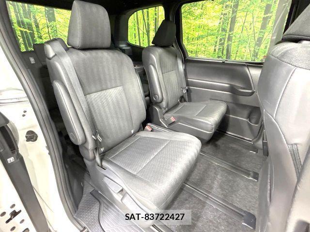 Toyota NOAH HYBRID 2022-06 3773168-8