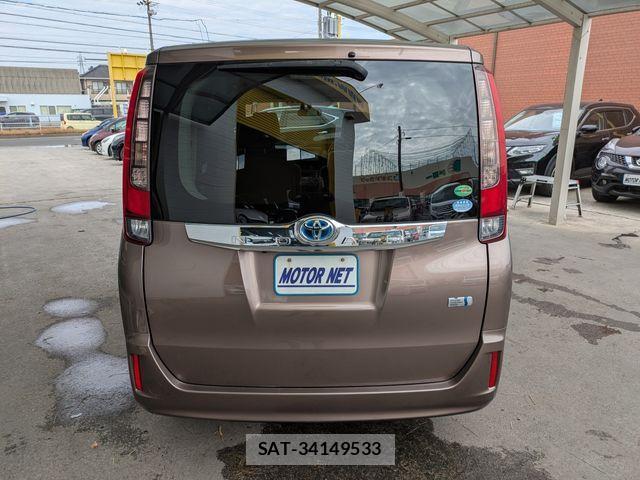 Toyota NOAH HYBRID 2014-03 3773181-18