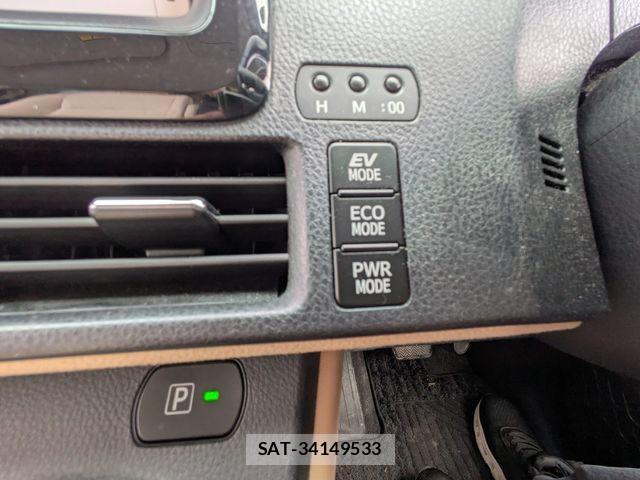 Toyota NOAH HYBRID 2014-03 3773181-29
