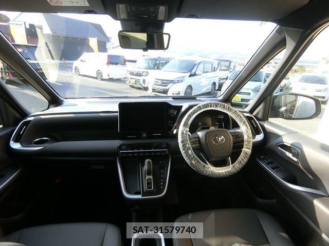Toyota NOAH HYBRID 2026-01 3833856-2