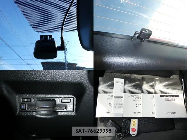 Toyota NOAH HYBRID 2022-06 3908261-13