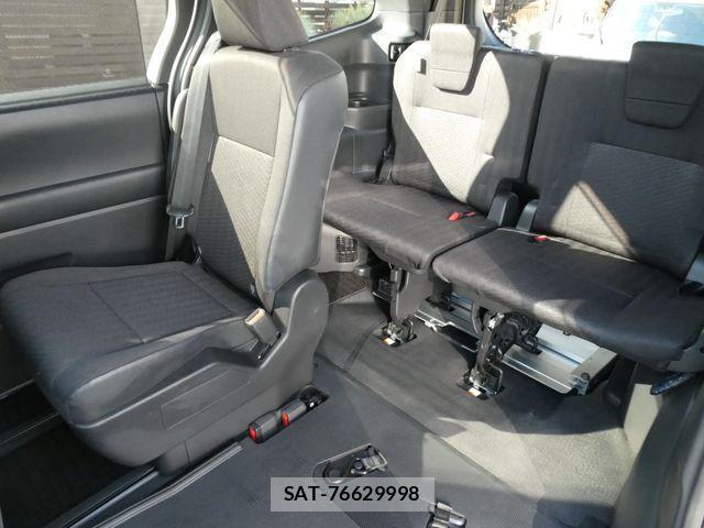 Toyota NOAH HYBRID 2022-06 3908261-18