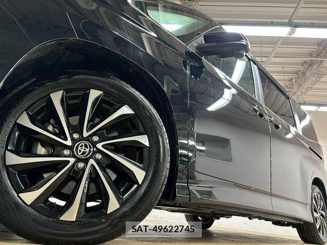 Toyota NOAH HYBRID 2023-02 3908264-11