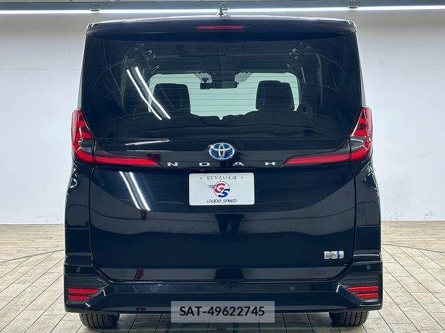 Toyota NOAH HYBRID 2023-02 3908264-18