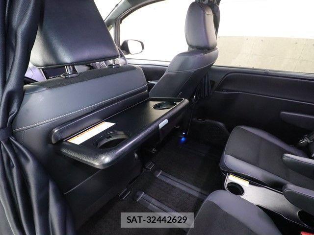 Toyota NOAH HYBRID 2019-04 4046409-11