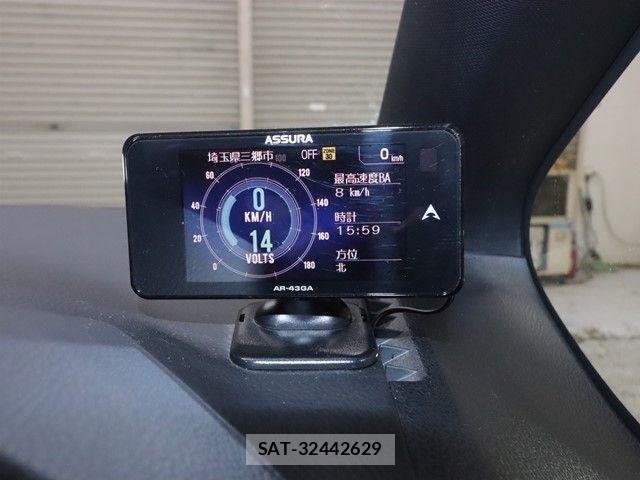 Toyota NOAH HYBRID 2019-04 4046409-25