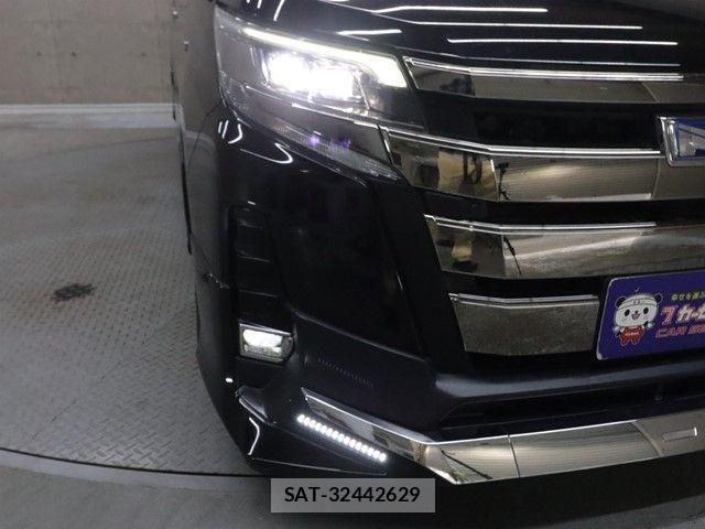 Toyota NOAH HYBRID 2019-04 4046409-27