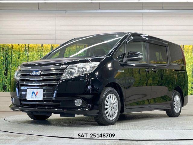 Toyota NOAH HYBRID 2015-08 4328347-16