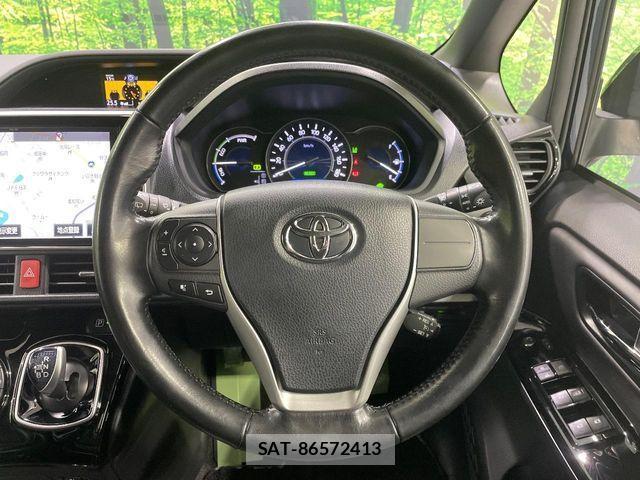 Toyota NOAH HYBRID 2018-02 4393986-12