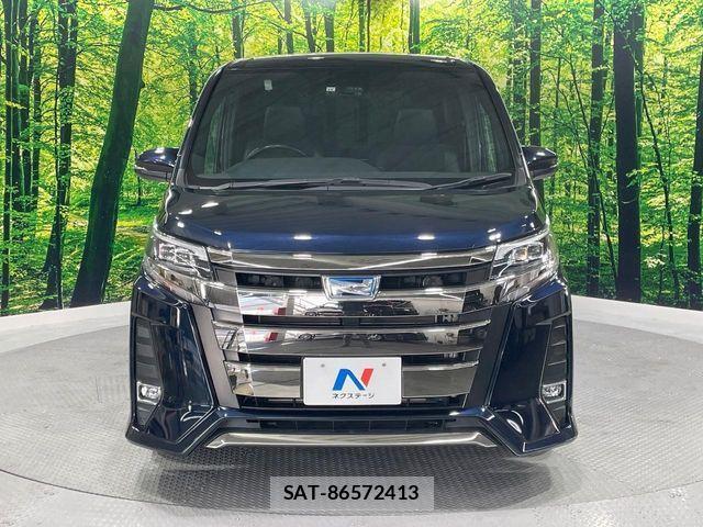 Toyota NOAH HYBRID 2018-02 4393986-15