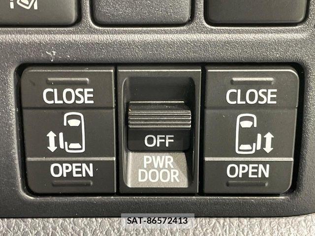 Toyota NOAH HYBRID 2018-02 4393986-7