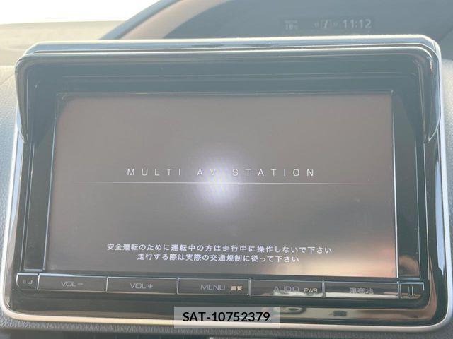 Toyota NOAH HYBRID 2014-03 4393987-2
