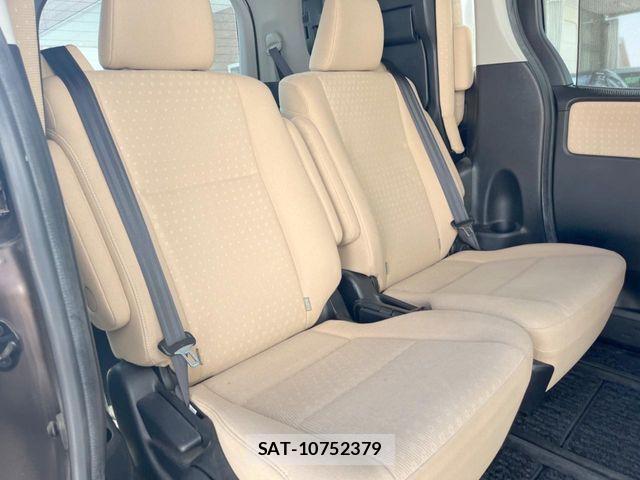 Toyota NOAH HYBRID 2014-03 4393987-8